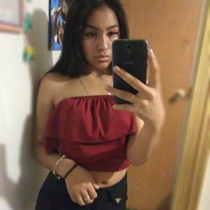 Meet your Posher, Janeth